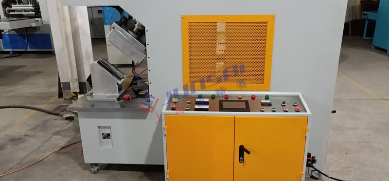 <a href=/list/qichexingye/ target=_blank class=infotextkey>汽車</a>腳墊焊接機